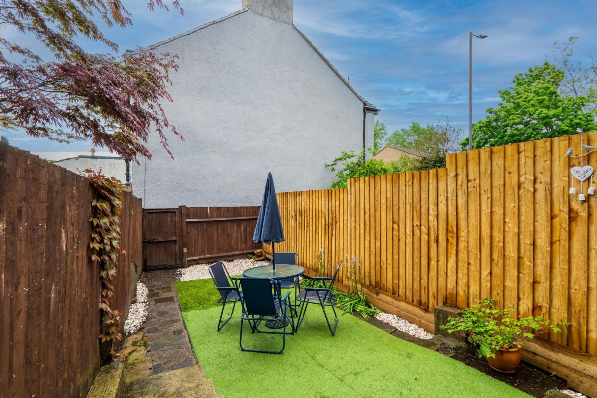 Modern 3 Bedroom Apartment In Wimbeldon Park London Exterior photo
